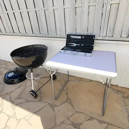 Cosy, Well Equipped House, 5 Min. From The *
